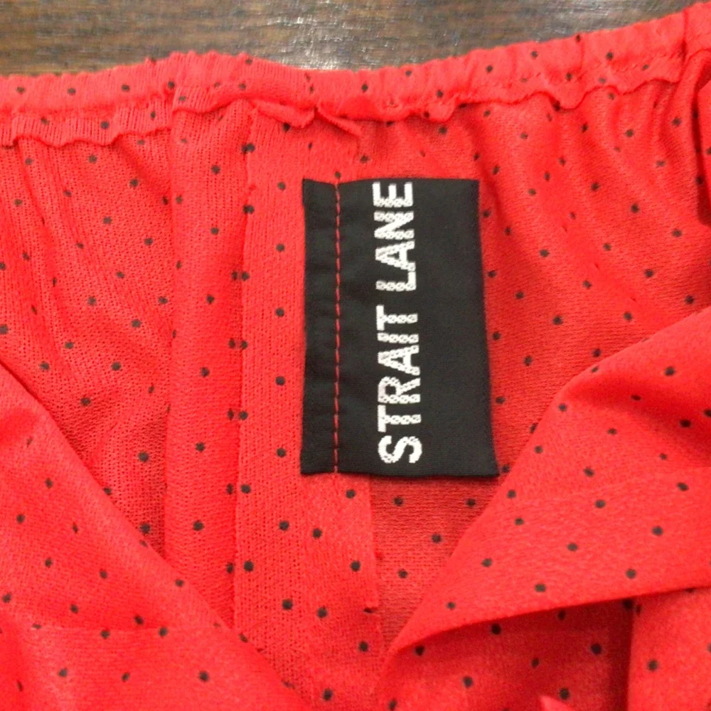 Vintage Strait  lane dress. Red with navy polka dots. Size 8 - Picture 7 of 9